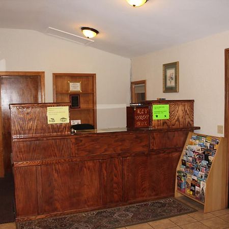 Oak Hill Inn And Suites Tahlequah Bagian luar foto