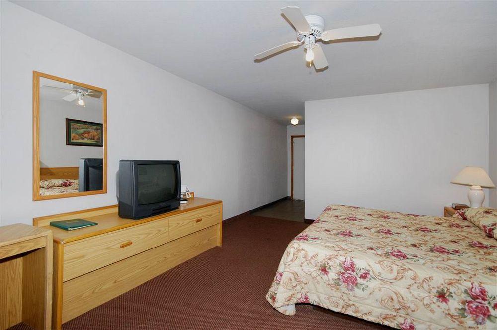 Oak Hill Inn And Suites Tahlequah Bagian luar foto