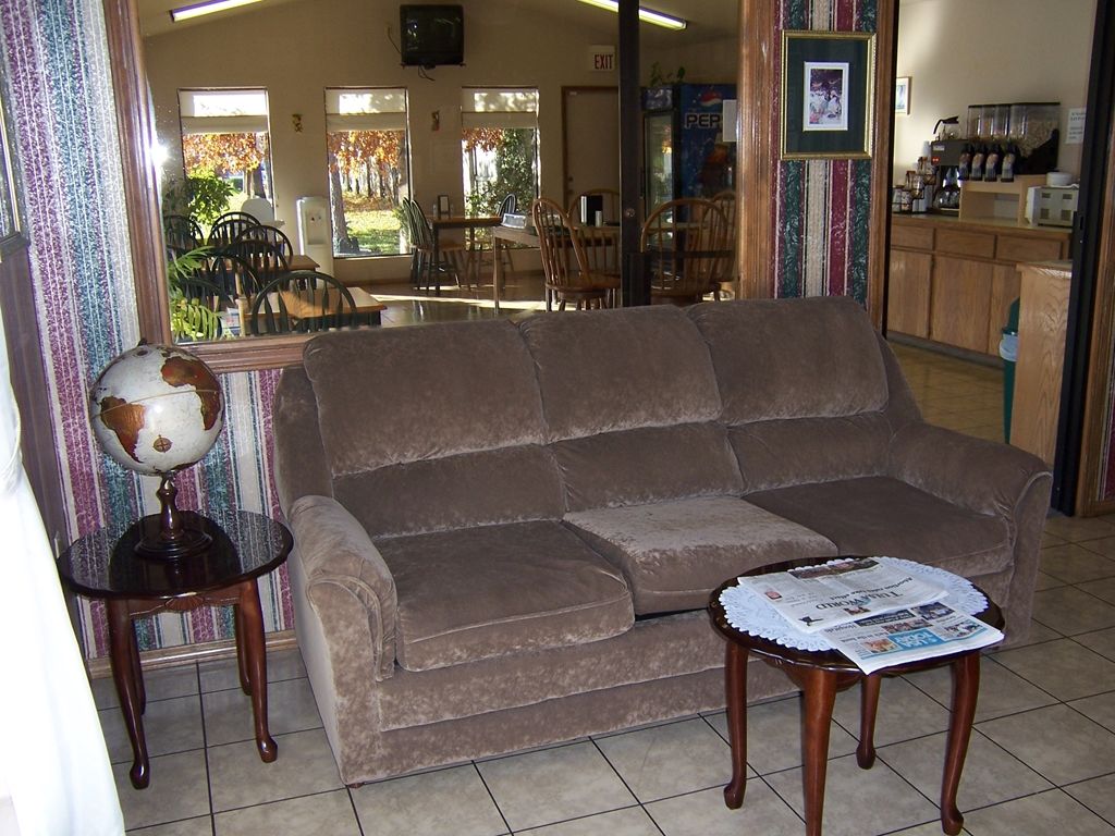 Oak Hill Inn And Suites Tahlequah Interior foto